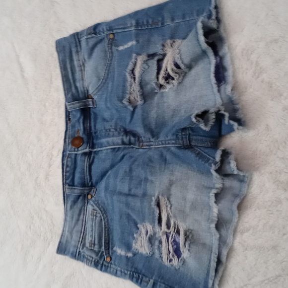 Harper Pants - Harper Light Blue Distressed Denim Shorts Size 27